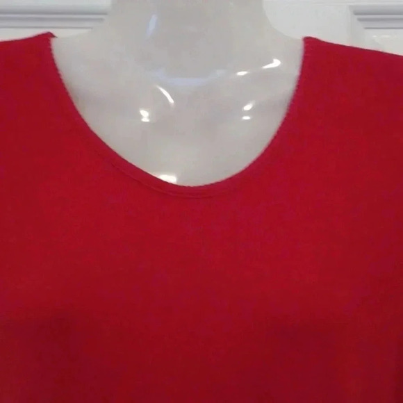 💙🏍red sweater with 3/4 sleeves - Picture 4 of 8